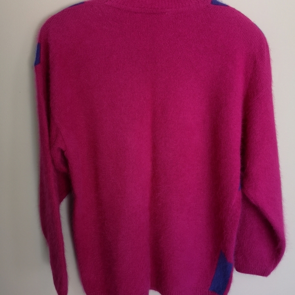 Vintage 80's 90's Angora Rabbit Hair and Lambswool Bright Geometric Swea… - Picture 7 of 16